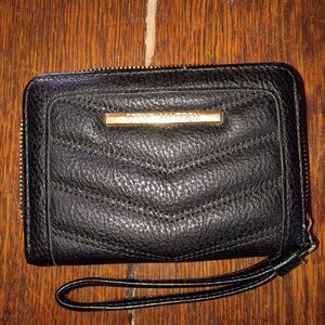 Steve Madden Women's Zip Around Chevron Wallet, Wristlet (Color: black